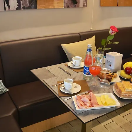 Bed & Breakfast Matteotti25 Turin