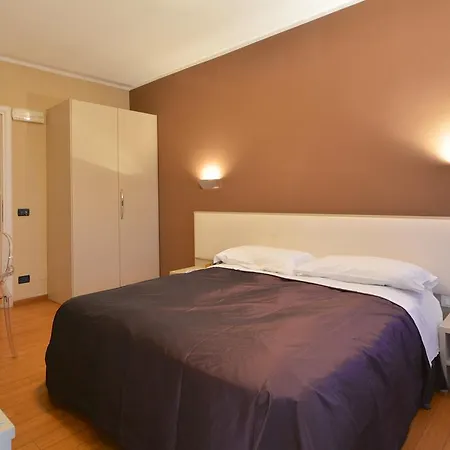 Matteotti25 Nocleg ze śniadaniem 4*